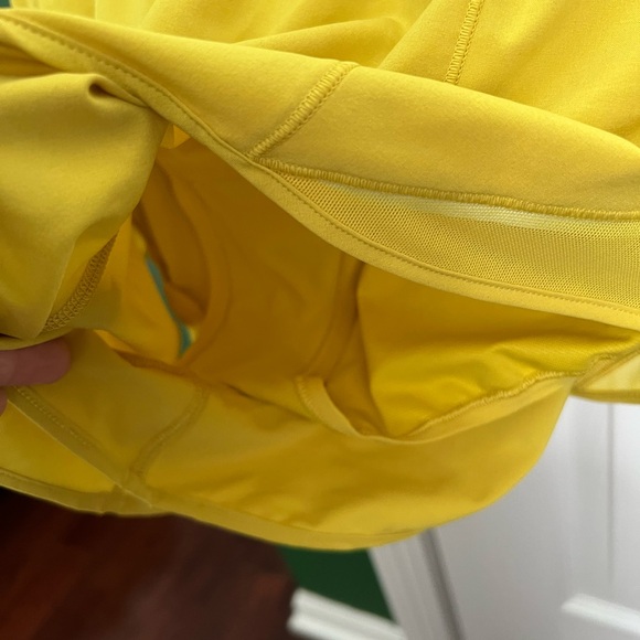 LULULEMON Hotty Hot Short II Soleil in size 12 - Picture 7 of 9